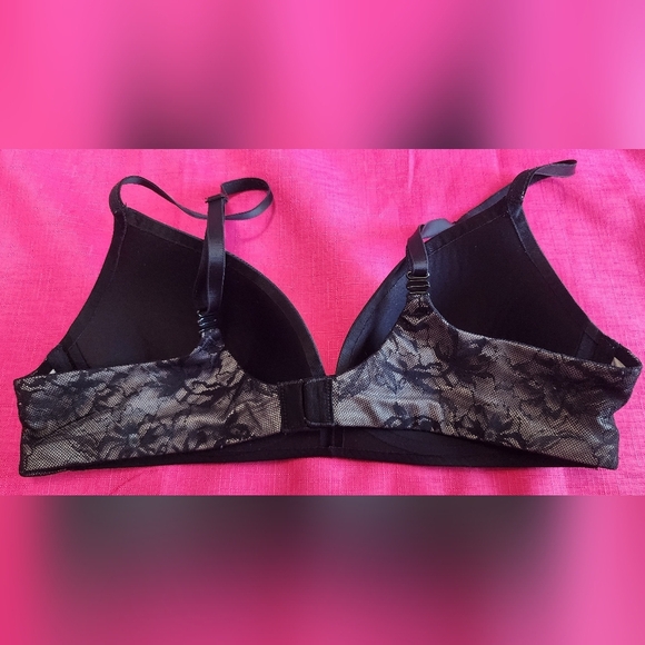 GAP Black Smooth-Cup Bra Intimates & Sleepwear - Picture 2 of 3